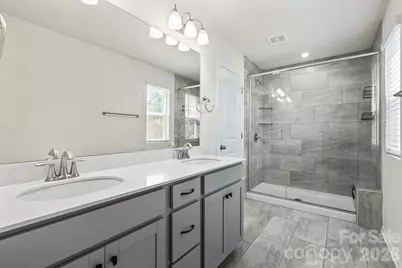 4529 Iron Oak Lane, Charlotte, NC 28269 - Photo 22