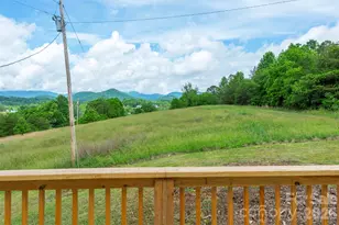 37 King Dr, Leicester, NC 28748 - Photo 4