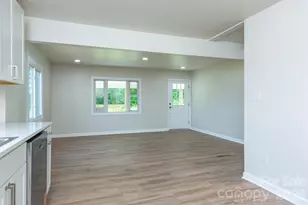 37 King Dr, Leicester, NC 28748 - Photo 12
