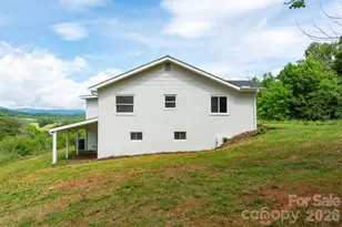 37 King Dr, Leicester, NC 28748 - Photo 24