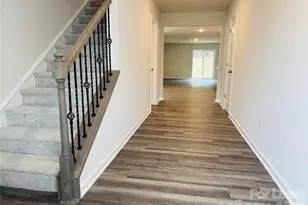13151 Hampton Bay Ln, Charlotte, NC 28262 - Photo 2