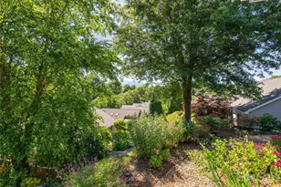 16 Stonebridge Dr, Asheville, NC 28805 - Photo 26