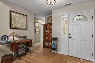 16 Stonebridge Dr, Asheville, NC 28805 - Photo 4