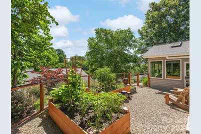 16 Stonebridge Drive, Asheville, NC 28805 - Photo 22
