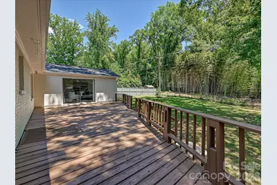 5501 Farmbrook Drive, Charlotte, NC 28210 - Photo 28