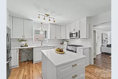5501 Farmbrook Drive, Charlotte, NC 28210 - Photo 14