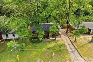 3840 Colebrook Rd, Charlotte, NC 28215 - Photo 44