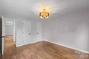 3840 Colebrook Rd, Charlotte, NC 28215 - Photo 32