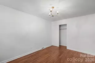 3840 Colebrook Rd, Charlotte, NC 28215 - Photo 14