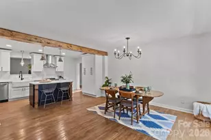3840 Colebrook Rd, Charlotte, NC 28215 - Photo 6