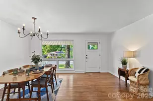 3840 Colebrook Rd, Charlotte, NC 28215 - Photo 4