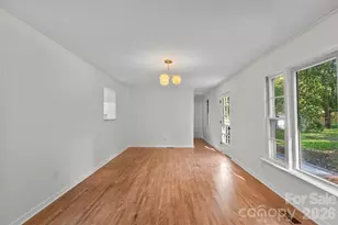 3840 Colebrook Rd, Charlotte, NC 28215 - Photo 24