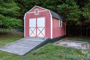 4416 Grace Church Rd, Newton, NC 28658 - Photo 30