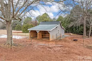 1570 Roddy Rd, Campobello, SC 29322 - Photo 30