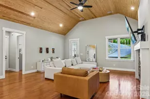 318 Cider Hl Ln, Hendersonville, NC 28792 - Photo 10