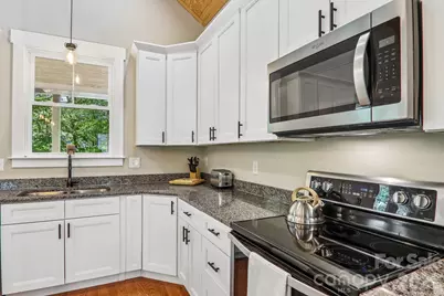 318 Cider Hill Lane, Hendersonville, NC 28792 - Photo 22