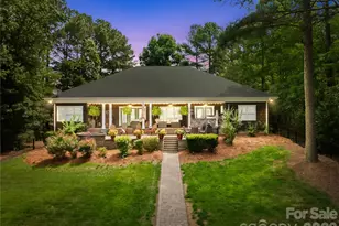 1483 Baltusrol Dr, Denver, NC 28037 - Photo 2