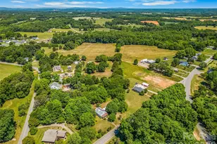 128 John Deere Dr, Harmony, NC 28634 - Photo 26