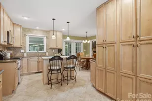 1938 Candlewick Dr, Fort Mill, SC 29715 - Photo 10