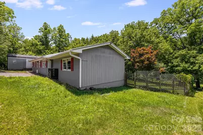 67 Banks Town Road, Weaverville, NC 28787 - Photo 32