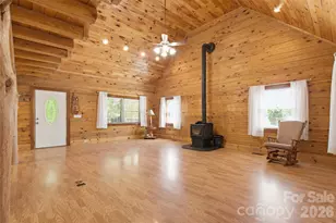 451 Rustic Ridge Dr, Canton, NC 28716 - Photo 6