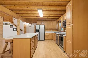 451 Rustic Ridge Dr, Canton, NC 28716 - Photo 10