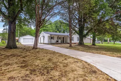 12101 Charing Grove Lane, Charlotte, NC 28273 - Photo 2