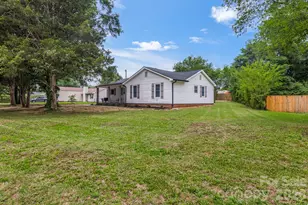 12101 Charing Grove Ln, Charlotte, NC 28273 - Photo 4
