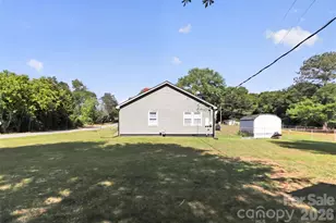 214 E Double Shoals Rd, Lawndale, NC 28090 - Photo 22