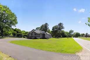 214 E Double Shoals Rd, Lawndale, NC 28090 - Photo 2