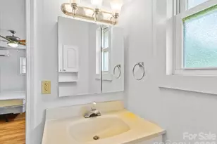 42 East Blvd, Burnsville, NC 28714 - Photo 22