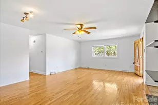 42 East Blvd, Burnsville, NC 28714 - Photo 4