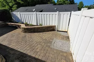 115 Edinburgh Ct, Mount Holly, NC 28120 - Photo 20