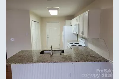 115 Edinburgh Court, Mount Holly, NC 28120 - Photo 6