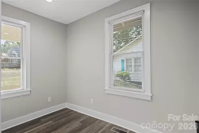 106 Dean Street, Gastonia, NC 28052 - Photo 8