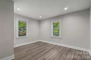 106 Dean St, Gastonia, NC 28052 - Photo 6