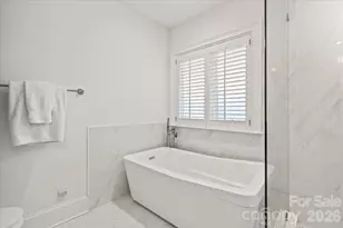 3000 Forest Park Dr, Charlotte, NC 28209 - Photo 24