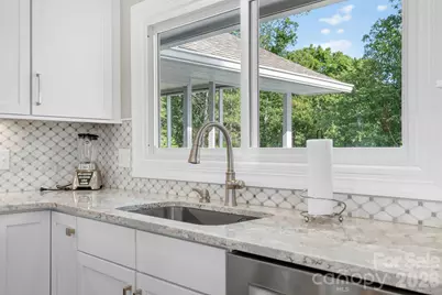 152 Skyview Circle, Asheville, NC 28804 - Photo 24