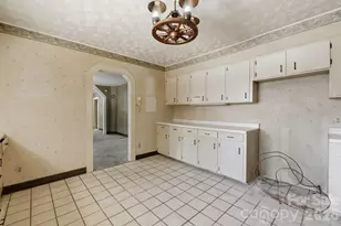 174 Hazelwood Ave, Waynesville, NC 28786 - Photo 16