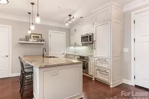 301 E Tremont Ave, Charlotte, NC 28203 - Photo 4