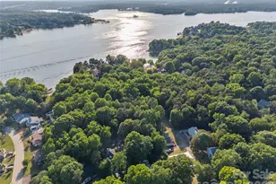 3072 Point Clear Dr, Tega Cay, SC 29708 - Photo 36