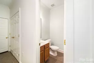 876 W Pointe Dr, Asheville, NC 28806 - Photo 20