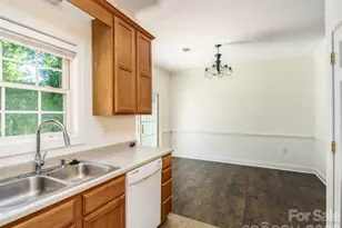 876 W Pointe Dr, Asheville, NC 28806 - Photo 8