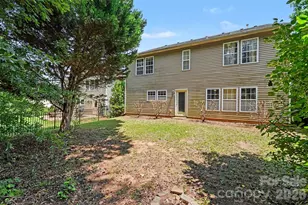 13933 Pinyon Pine Ln, Charlotte, NC 28215 - Photo 36