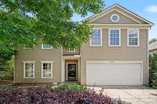 13933 Pinyon Pine Ln, Charlotte, NC 28215 - Photo 1