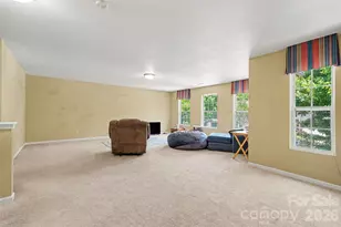 13933 Pinyon Pine Ln, Charlotte, NC 28215 - Photo 24