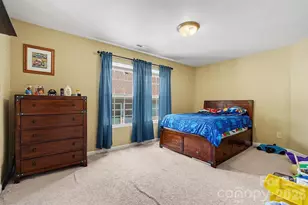 13933 Pinyon Pine Ln, Charlotte, NC 28215 - Photo 18