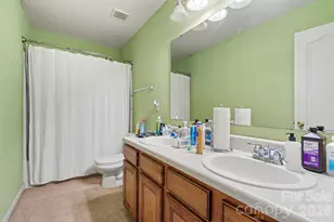 13933 Pinyon Pine Ln, Charlotte, NC 28215 - Photo 28