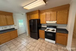 140 Watkins St, Huntersville, NC 28078 - Photo 2