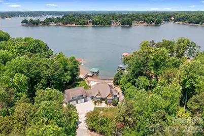 136 Bridlewood Drive, Mooresville, NC 28117 - Photo 1